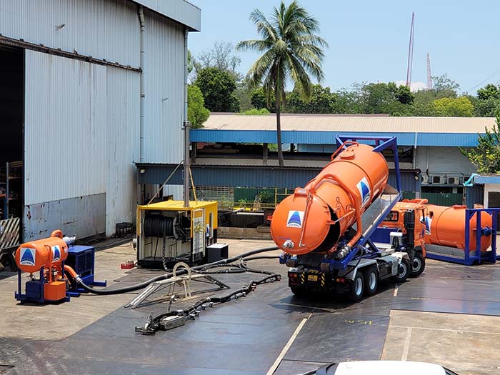 KOKS ESOT system tank cleaning robot working on site 